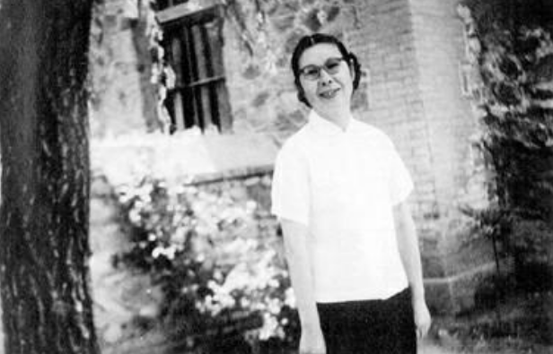 yabo鸭脖_都说不听老人言吃亏在眼前 孕期这几句老人言还真不能信(图2) yabo鸭脖集团